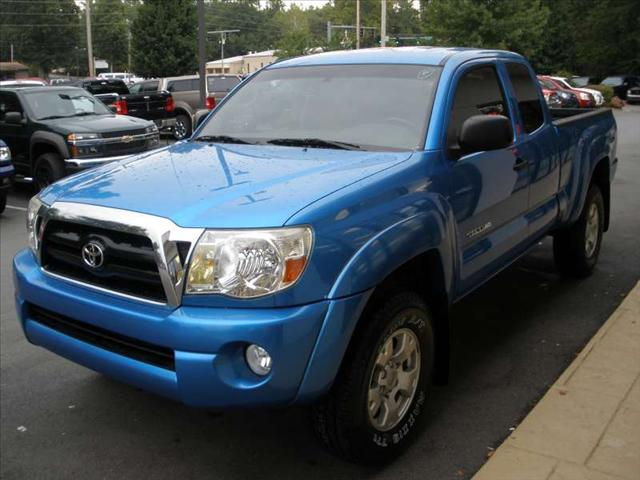 2006 Toyota Tacoma Base