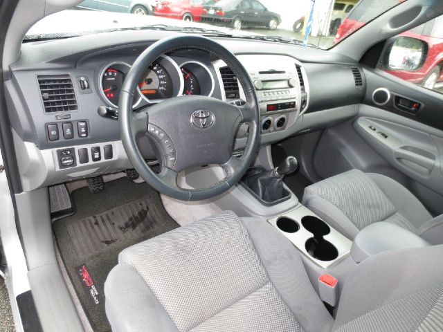 2006 Toyota Tacoma 4DR SDN 2 AT