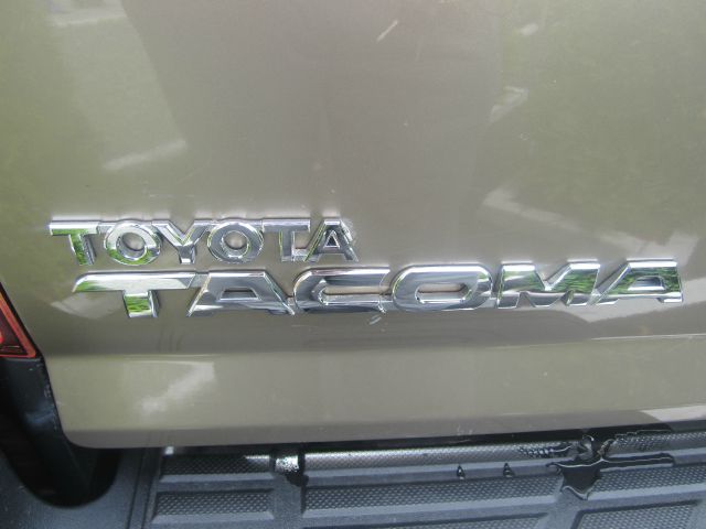 2006 Toyota Tacoma V6 305 HP