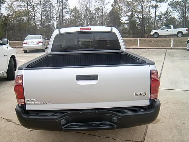 2006 Toyota Tacoma Base