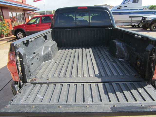 2006 Toyota Tacoma Ext Cab - 4x4 LT At Brookv