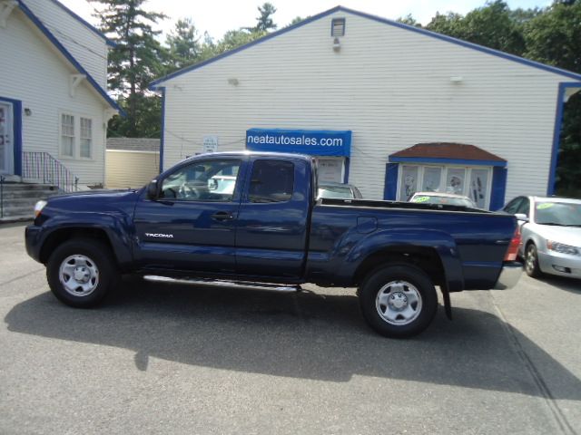 2006 Toyota Tacoma Ext Cab - 4x4 LT At Brookv