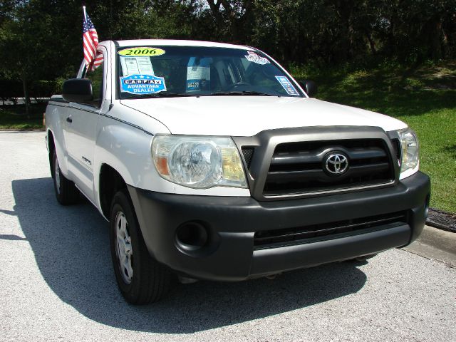 2006 Toyota Tacoma ES 2.4L AUTO