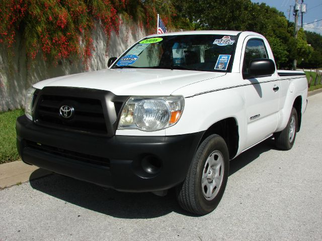 2006 Toyota Tacoma ES 2.4L AUTO