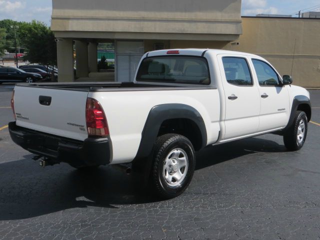 2007 Toyota Tacoma 2011 Kia SX