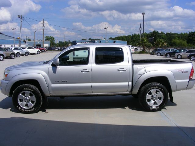 2007 Toyota Tacoma Ext Cab - 4x4 LT At Brookv