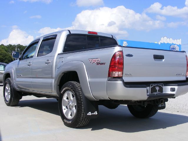 2007 Toyota Tacoma Ext Cab - 4x4 LT At Brookv