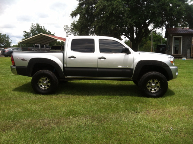 2007 Toyota Tacoma Z28 LOW Miles