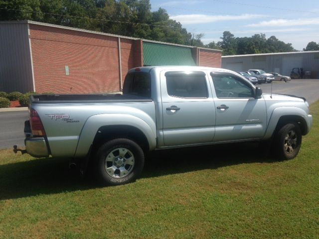 2007 Toyota Tacoma Ext Cab - 4x4 LT At Brookv