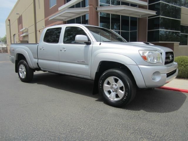 2007 Toyota Tacoma 2011 Kia SX