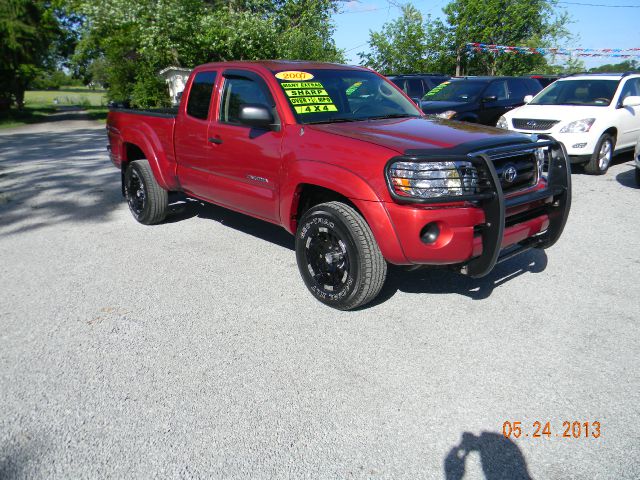 2007 Toyota Tacoma Ext Cab - 4x4 LT At Brookv