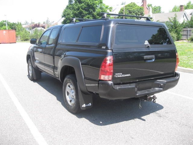 2007 Toyota Tacoma Ext Cab - 4x4 LT At Brookv