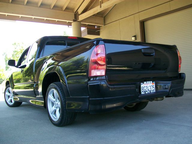 2007 Toyota Tacoma C300 Luxury Sedan