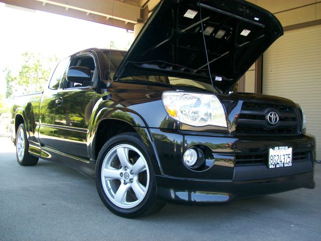 2007 Toyota Tacoma C300 Luxury Sedan