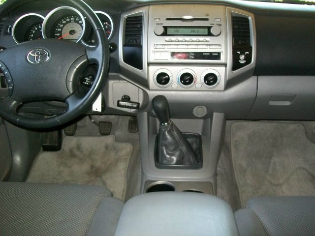 2007 Toyota Tacoma C300 Luxury Sedan