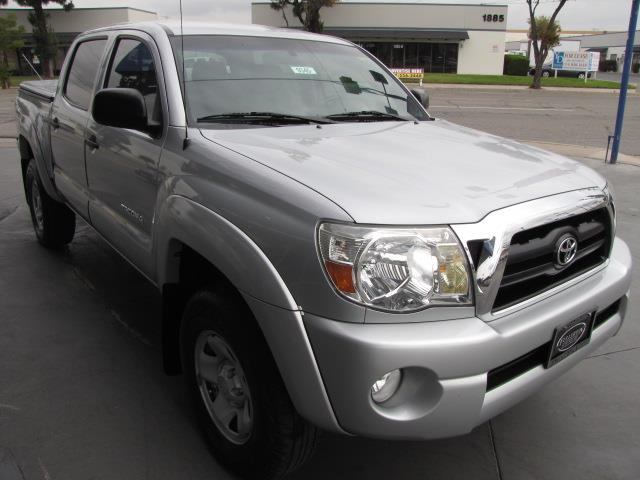 2008 Toyota Tacoma C300 Luxury Sedan