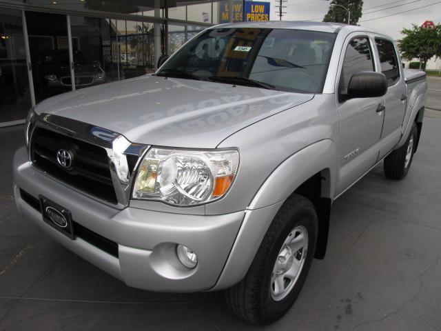 2008 Toyota Tacoma C300 Luxury Sedan