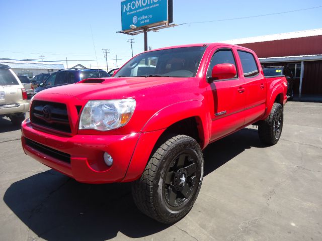 2008 Toyota Tacoma Ext Cab - 4x4 LT At Brookv