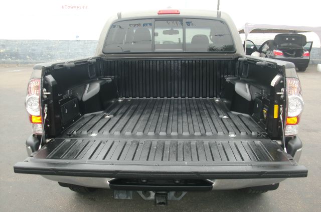 2009 Toyota Tacoma Ext Cab - 4x4 LT At Brookv