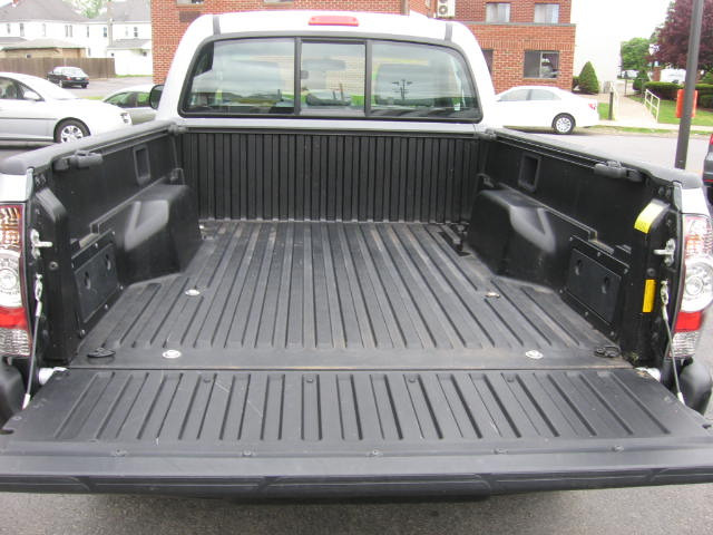 2009 Toyota Tacoma 4WD 4dr AT