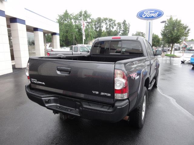 2009 Toyota Tacoma Red Line