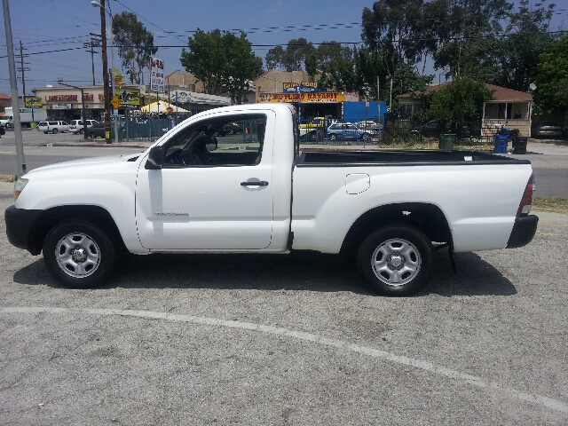 2009 Toyota Tacoma ES 2.4L AUTO