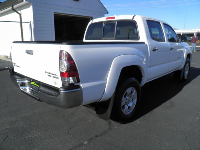 2010 Toyota Tacoma Z28 LOW Miles