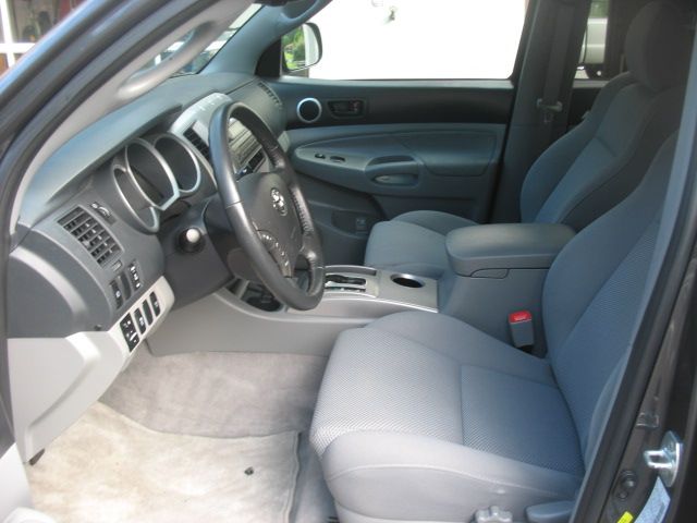 2010 Toyota Tacoma Ext Cab - 4x4 LT At Brookv