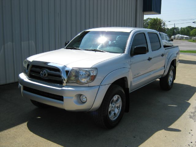 2010 Toyota Tacoma Ext Cab - 4x4 LT At Brookv