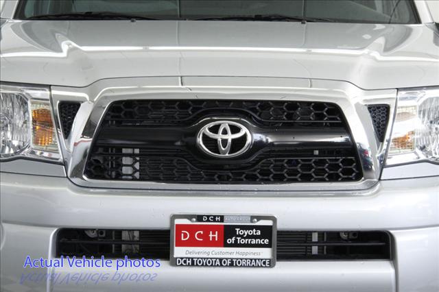 2011 Toyota Tacoma C300 Luxury