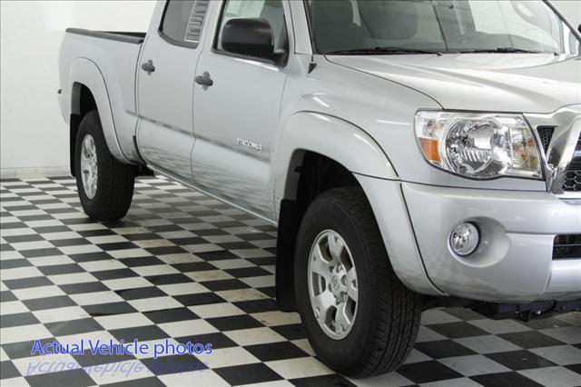 2011 Toyota Tacoma C300 Luxury