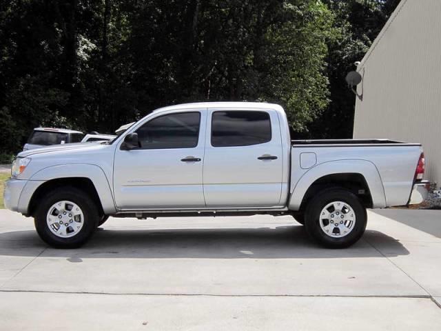 2011 Toyota Tacoma XLT 2WD