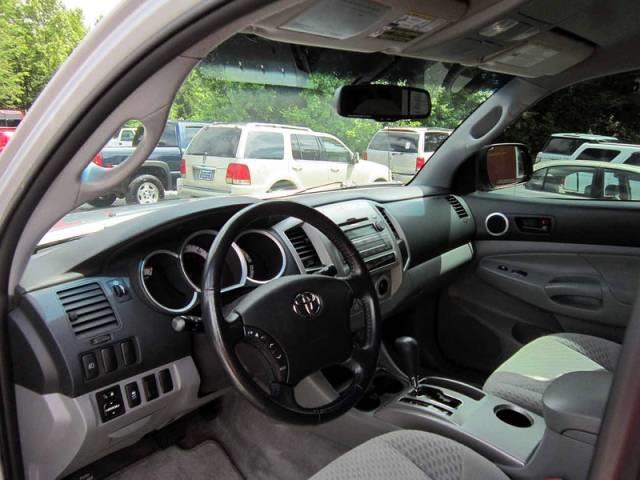 2011 Toyota Tacoma XLT 2WD