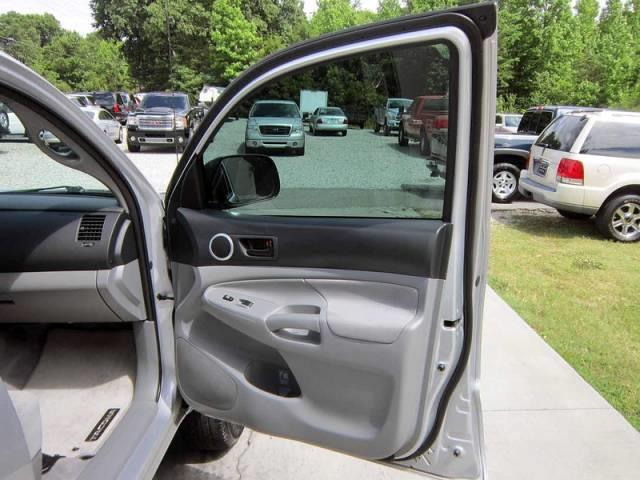 2011 Toyota Tacoma XLT 2WD