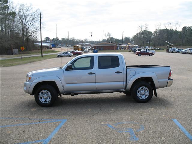 2011 Toyota Tacoma LT Z71 4DR 4X4