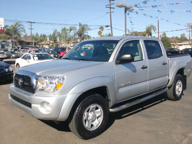 2011 Toyota Tacoma Z28 LOW Miles