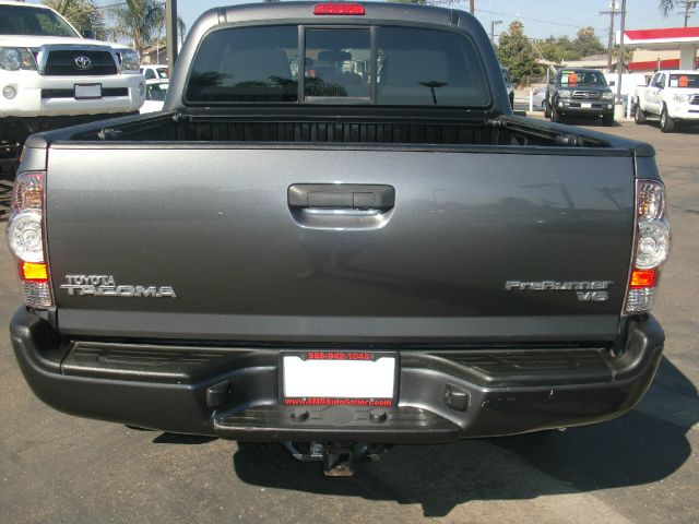 2011 Toyota Tacoma Z28 LOW Miles