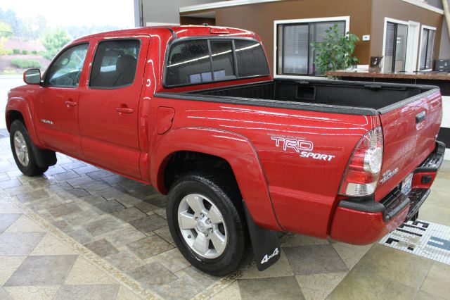 2011 Toyota Tacoma Ext Cab - 4x4 LT At Brookv