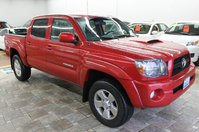 2011 Toyota Tacoma Ext Cab - 4x4 LT At Brookv