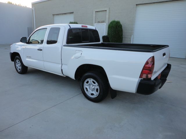 2013 Toyota Tacoma V6 305 HP