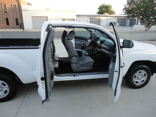 2013 Toyota Tacoma V6 305 HP