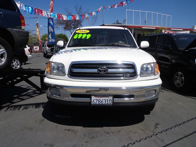 2000 Toyota Tundra LS 15 Passenger