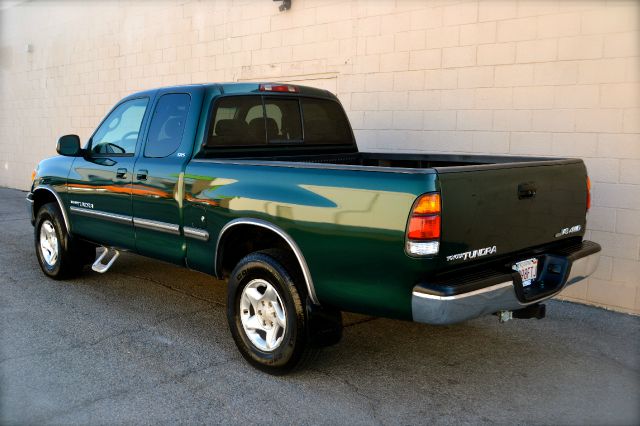 2002 Toyota Tundra 2004 Convertible LXI