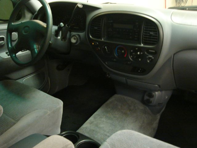 2002 Toyota Tundra LS 15 Passenger