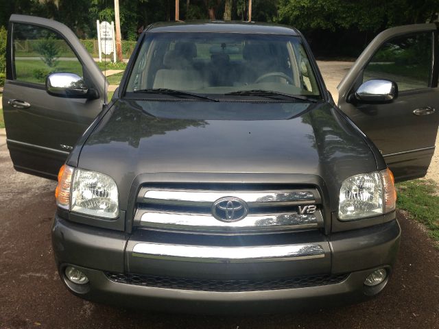 2004 Toyota Tundra TRIO