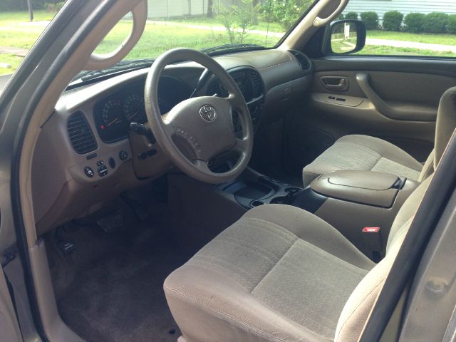 2004 Toyota Tundra TRIO