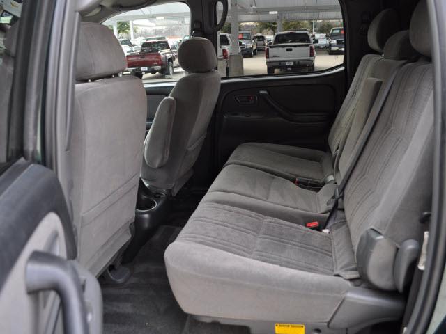 2004 Toyota Tundra SLT 25