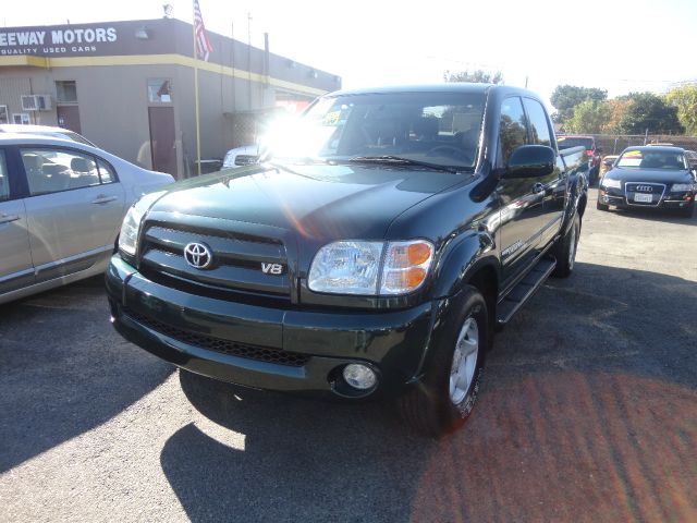 2004 Toyota Tundra Limited 4x4 (marshalltown)