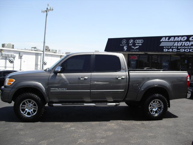 2004 Toyota Tundra TRIO