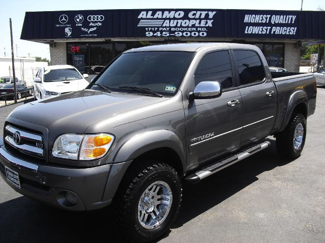 2004 Toyota Tundra TRIO